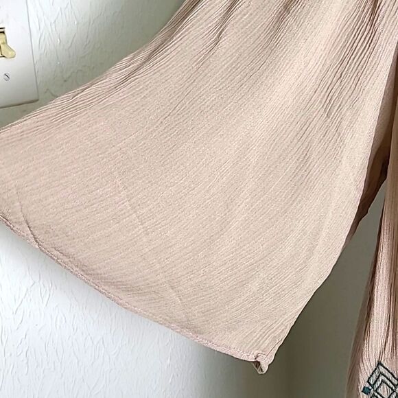 Umgee Bohemian Tan Top, Dark Green & Orange Trim & Tassels, Size Medium, NWOT - Picture 4 of 10